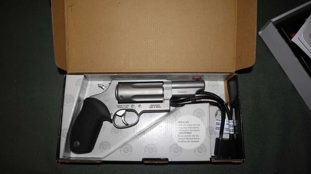 Taurus The Judge-img-23