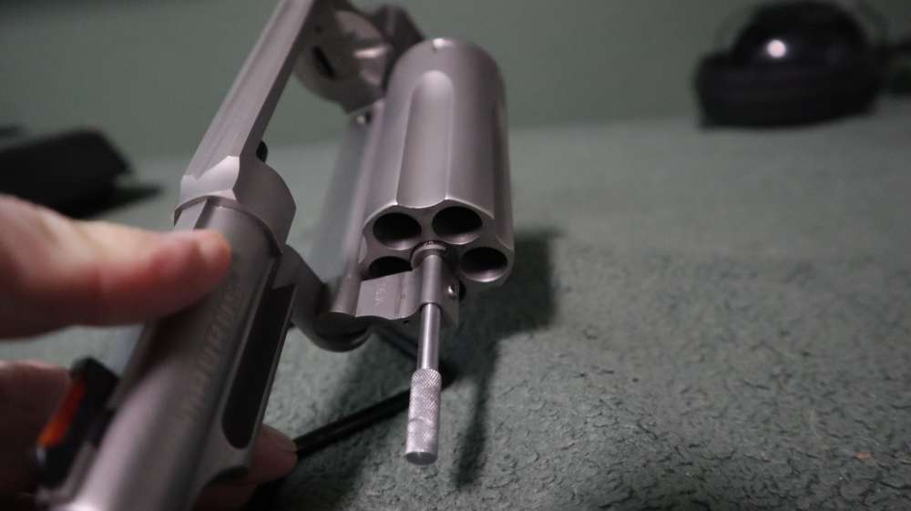 Taurus The Judge-img-13