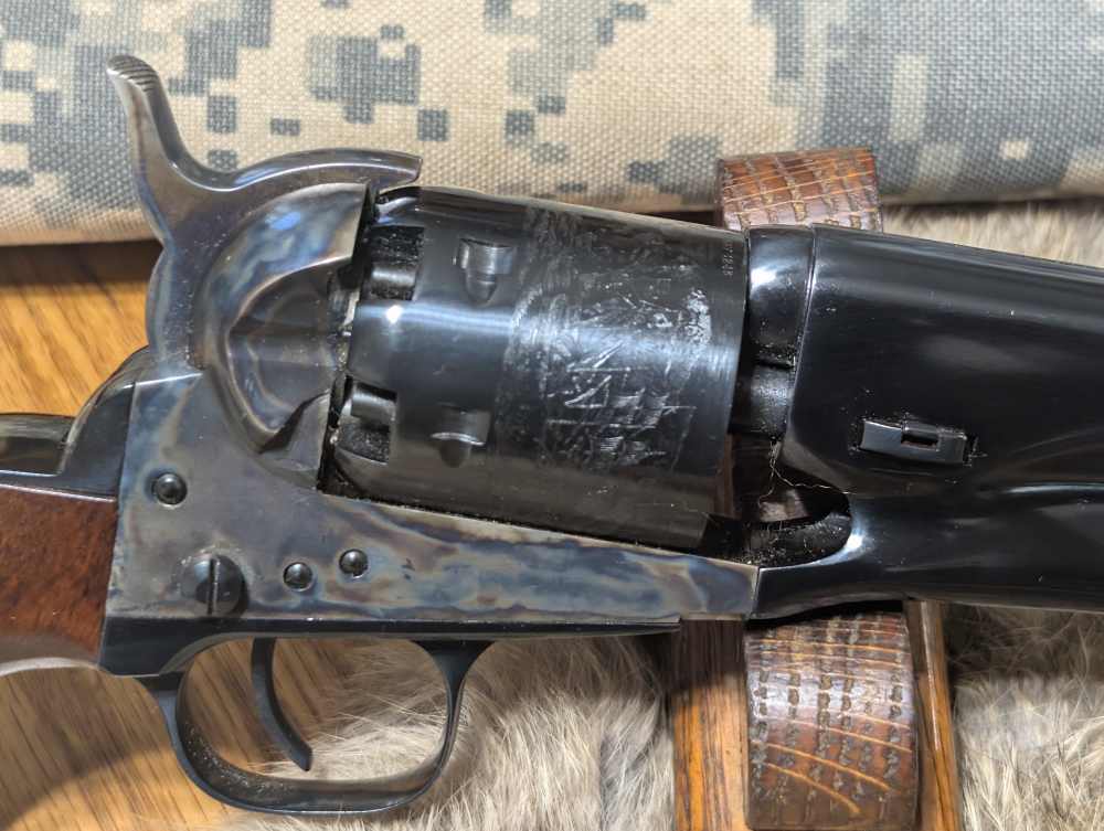 Colt 1851 Navy Signature Series .36 Cal Percussion Revolver Like New -img-3