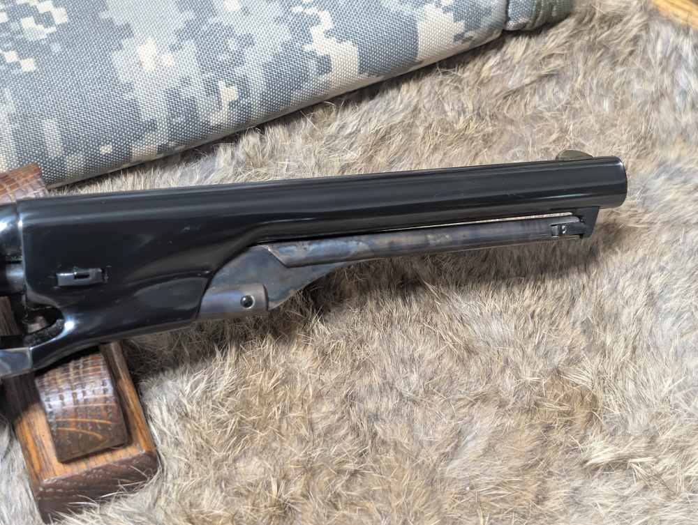 Colt 1851 Navy Signature Series .36 Cal Percussion Revolver Like New -img-4