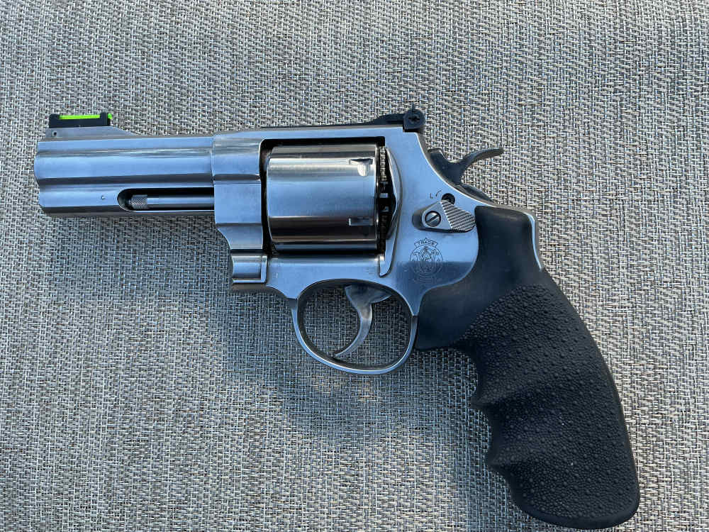 SMITH & WESSON COMPETITION READY MODEL 610 10MM/40 S&W SATIN STAINLESS -img-1