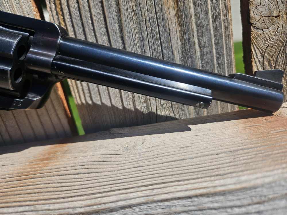 RUGER NEW MODEL BLACKHAWK 357mag/38SPC. REVOLVER-img-7
