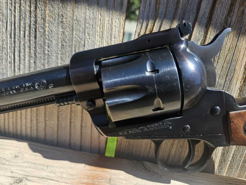 RUGER NEW MODEL BLACKHAWK 357mag/38SPC. REVOLVER-img-2