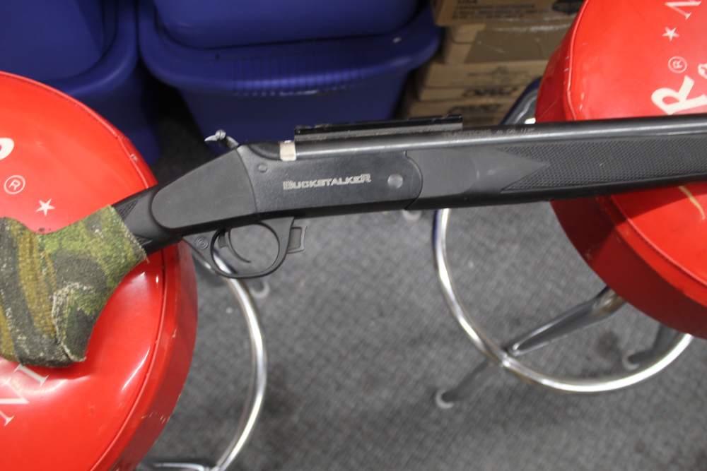 TRADITIONS 50 CAL MUZZLOADER WITH NO RESERVE-img-0