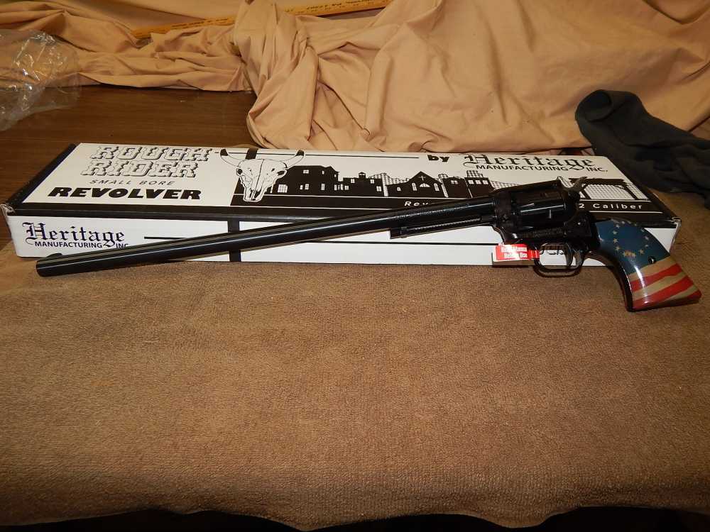 HERITAGE ROUGE RIDER 16" FIXED SIGHTS 22 LR HONOE BETSY FLAG GRIPS-img-0