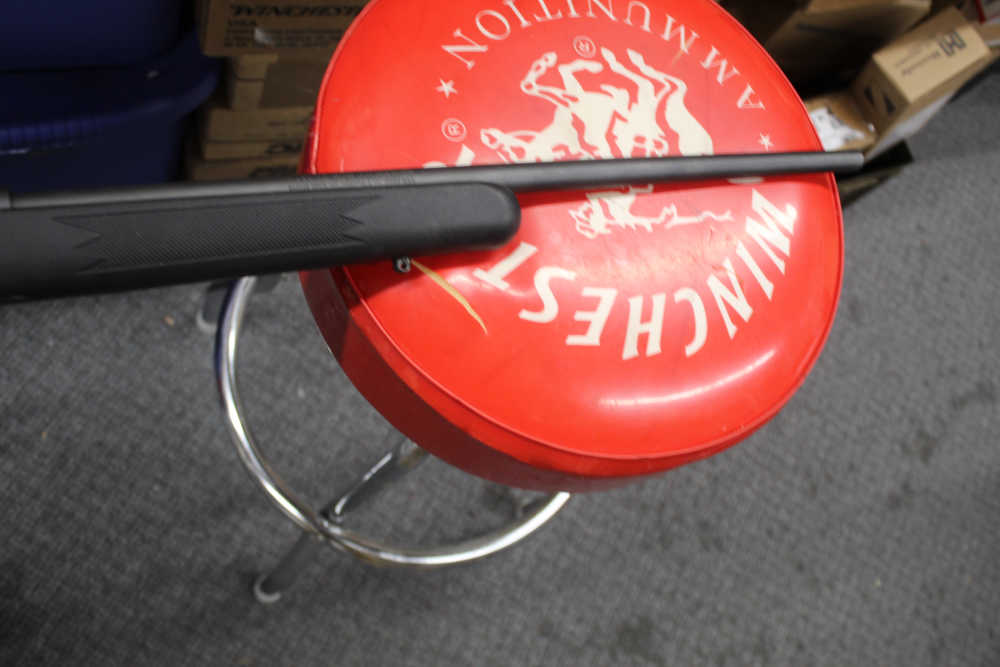 SAVAGE R9317 IN 17 HMR WITH NO RESERVE-img-4