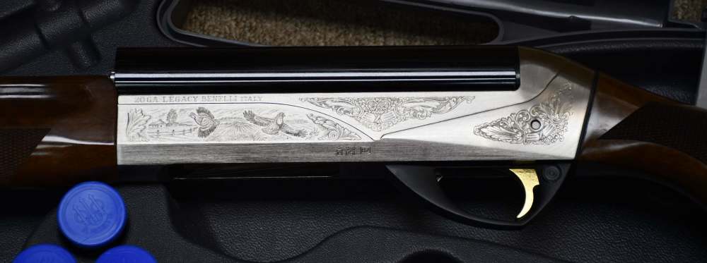 Benelli LEGACY 20 Gauge 26 in w/ Factory Case & 5 Chokes-img-6
