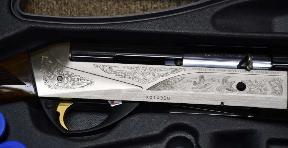 Benelli LEGACY 20 Gauge 26 in w/ Factory Case & 5 Chokes-img-1