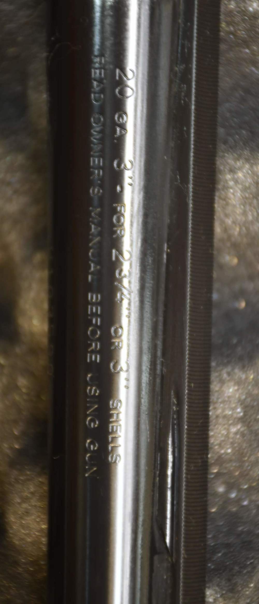 Benelli LEGACY 20 Gauge 26 in w/ Factory Case & 5 Chokes-img-11