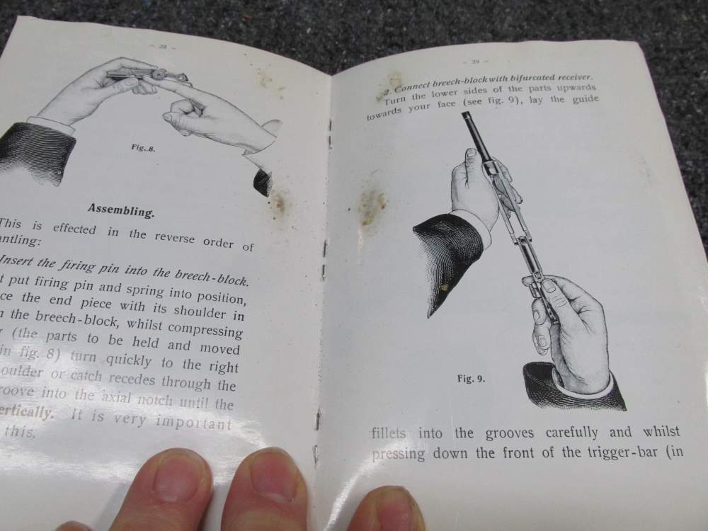 3-"PARABELLUM" LUGER AUTOMATIC PISTOL-CONSTRUCTION-MANUIPULATION-USE-img-9