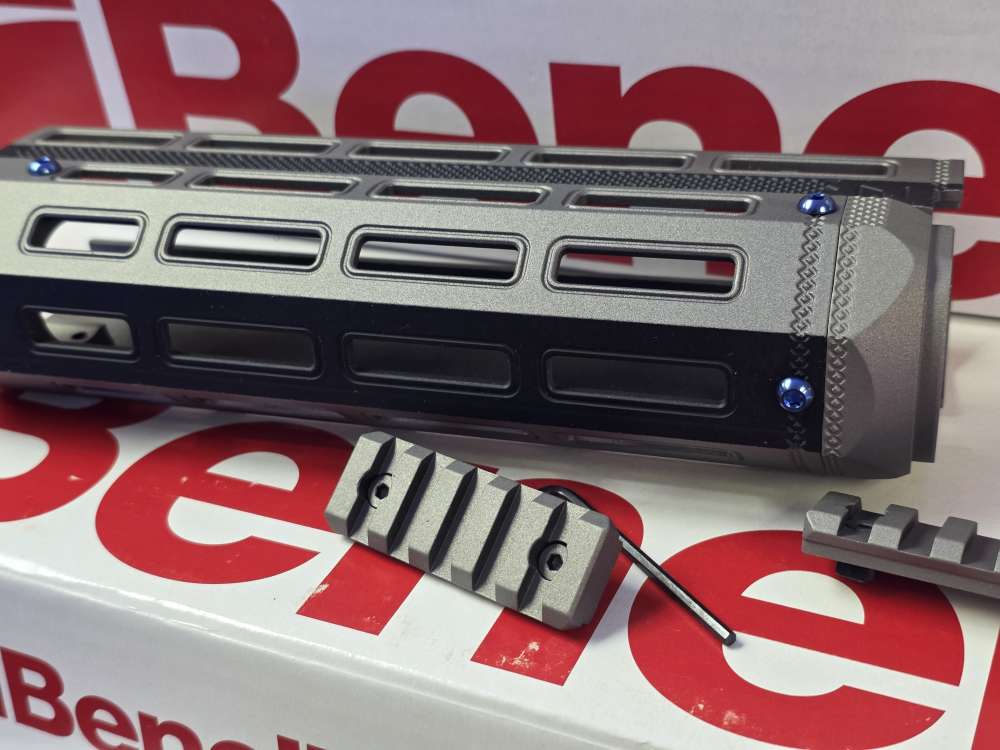 BENELLI M4 H20 CUSTOM HANDGUARD 922R COMPLIANT FACTORY NEW -img-6