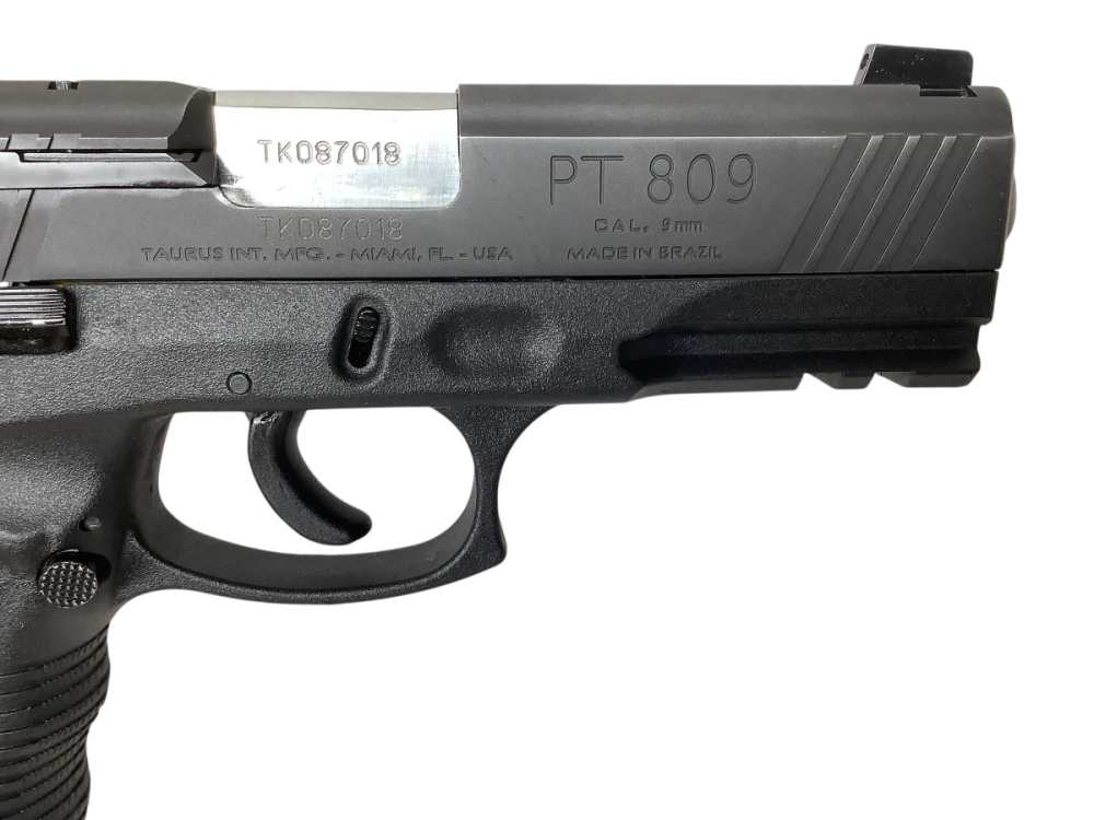 Taurus PT-809 Semi Auto 9mm Pistol GOOD!-img-5