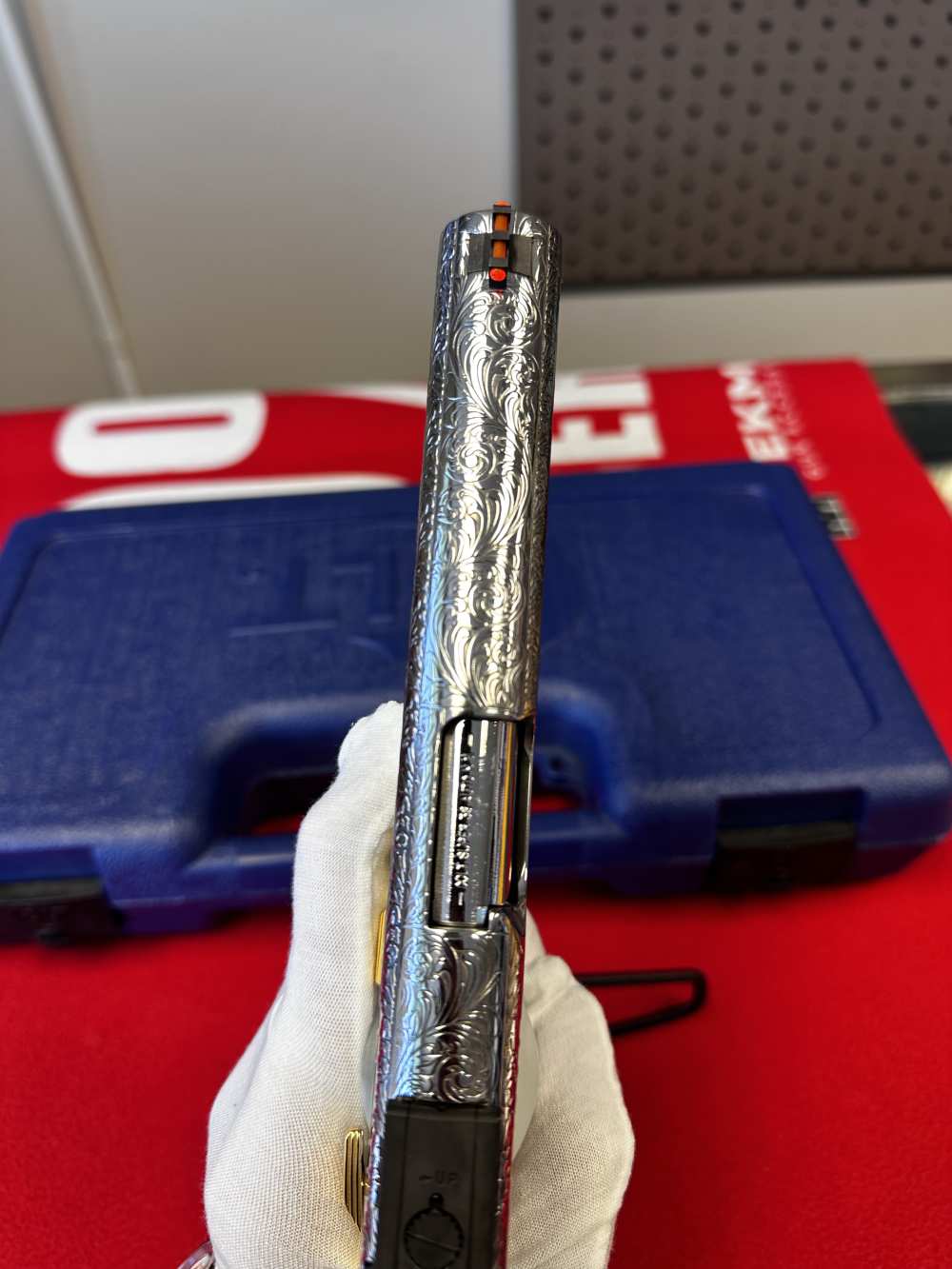 Colt 1911 38 super   engraved -img-10
