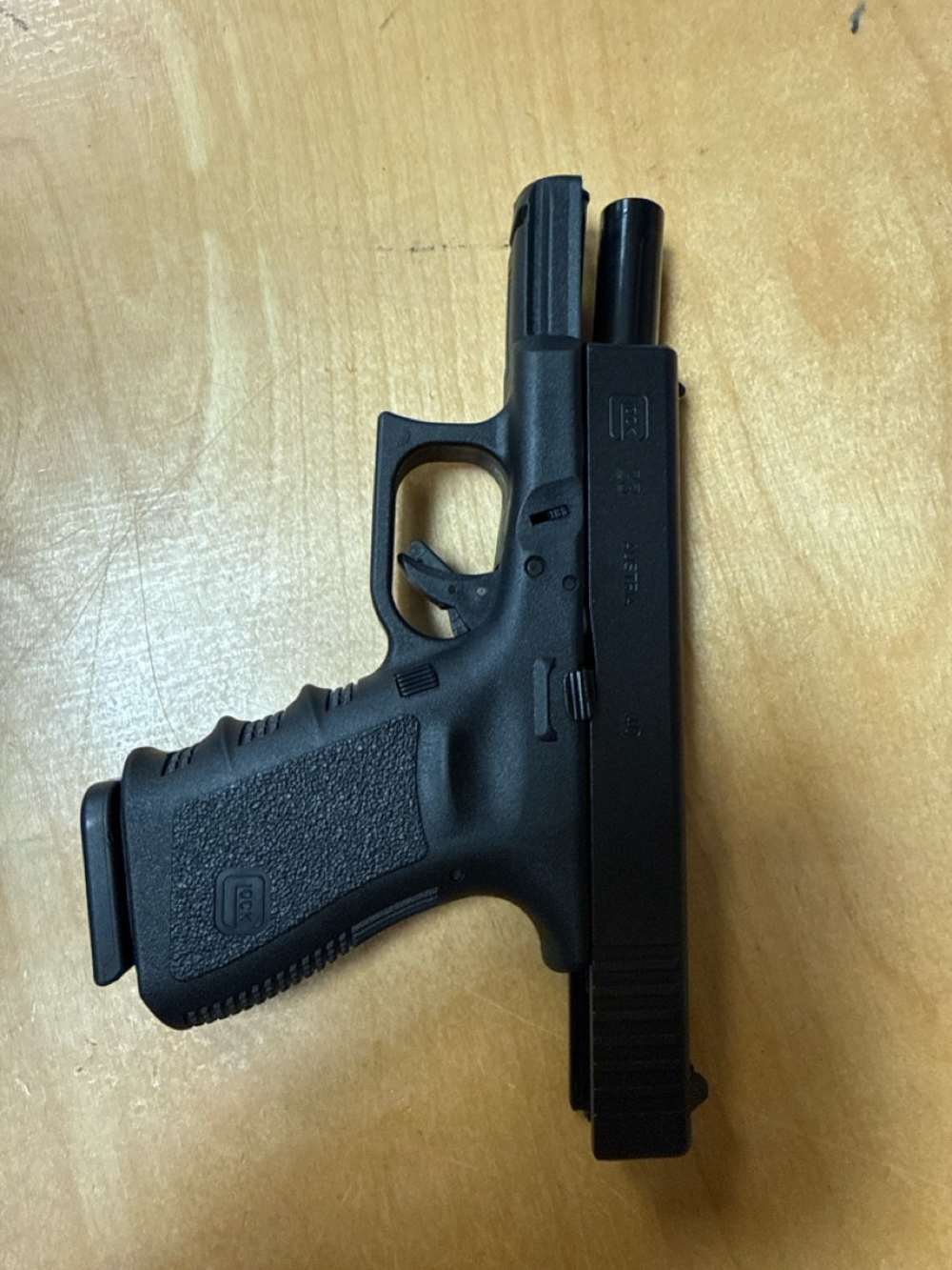 Glock 23 GEN 3 - 40S&W - VGC - W/Box - PENNY! .01! NR!-img-6