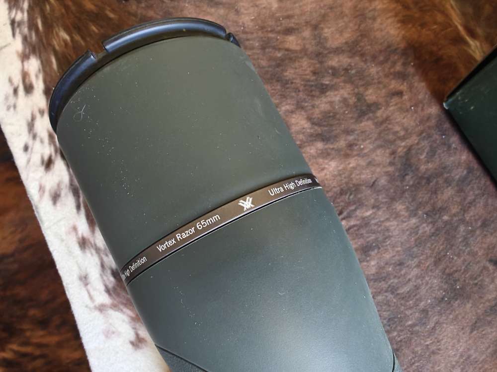 Vortex Razor HD 22-48x65 Angled Spotting Scope-img-2