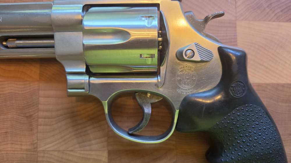 SMITH & WESSON 629-5 .44MAG 5" EXCELLENT!-img-6