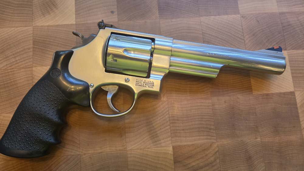 SMITH & WESSON 629-5 .44MAG 5" EXCELLENT!-img-0