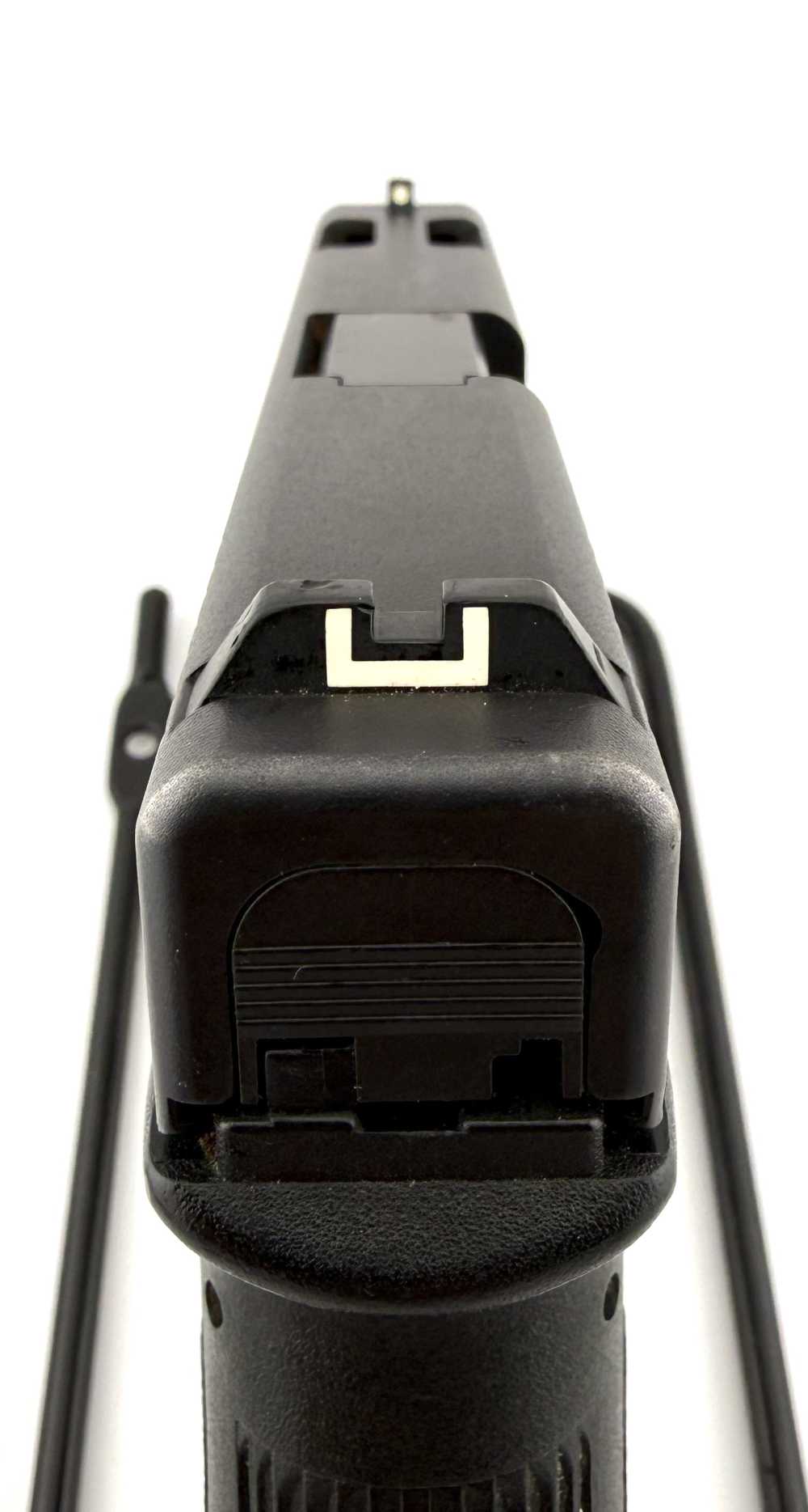 Glock 22C Gen3 .40 S&W  Compensated Discontinued Semi-Automatic Pistol-img-2