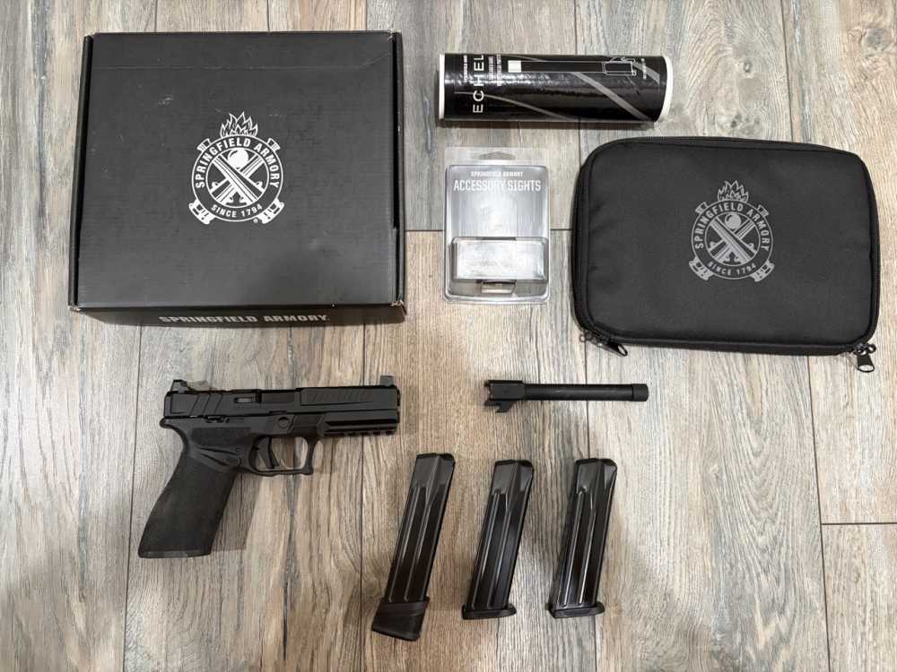 Springfield Armory Echelon 9mm - (3) Mags - (2) Barrels & (2) Sets of Sight-img-0