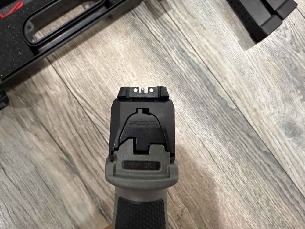 Walther PDP Pro SD Compact 4.6" 9mm - Gray Frame -img-3