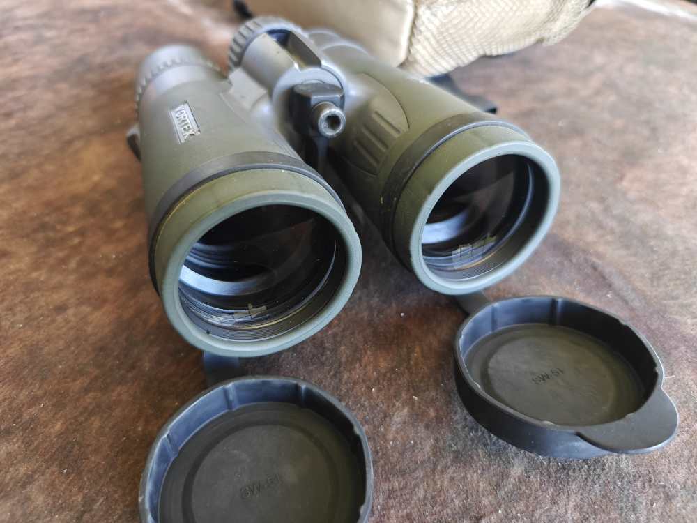 Vortex Razor HD 10x42 Binos Top Tier Binoculars-img-2