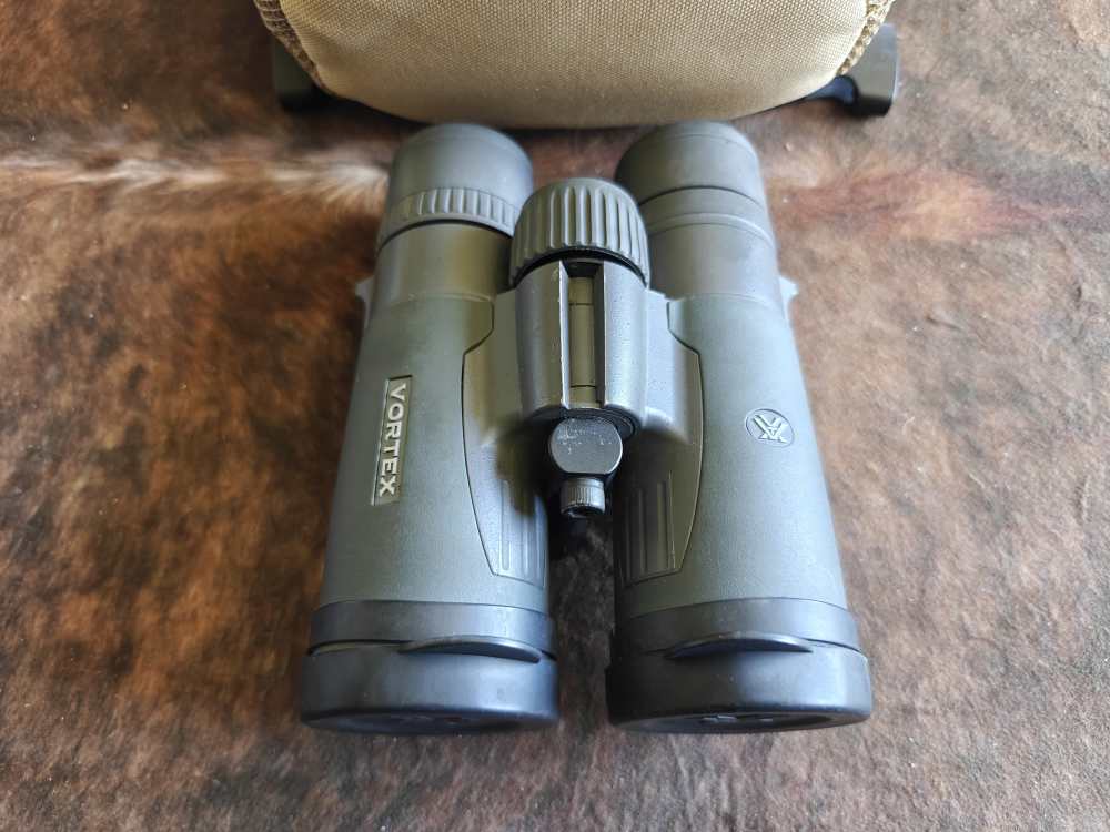 Vortex Razor HD 10x42 Binos Top Tier Binoculars-img-1