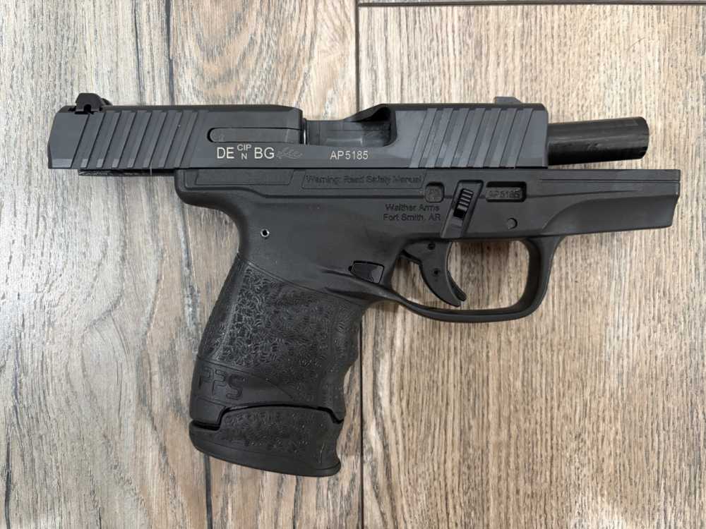Walther PPS M2 9mm - Slim Subcompact Carry - (3) Mags - Factory 3-Dots-img-1