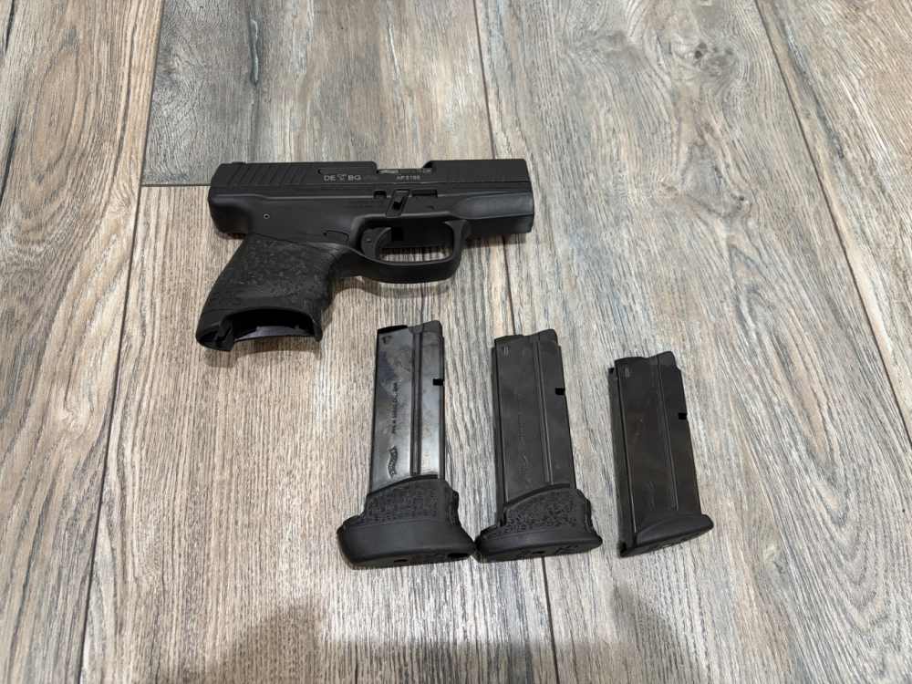 Walther PPS M2 9mm - Slim Subcompact Carry - (3) Mags - Factory 3-Dots-img-0