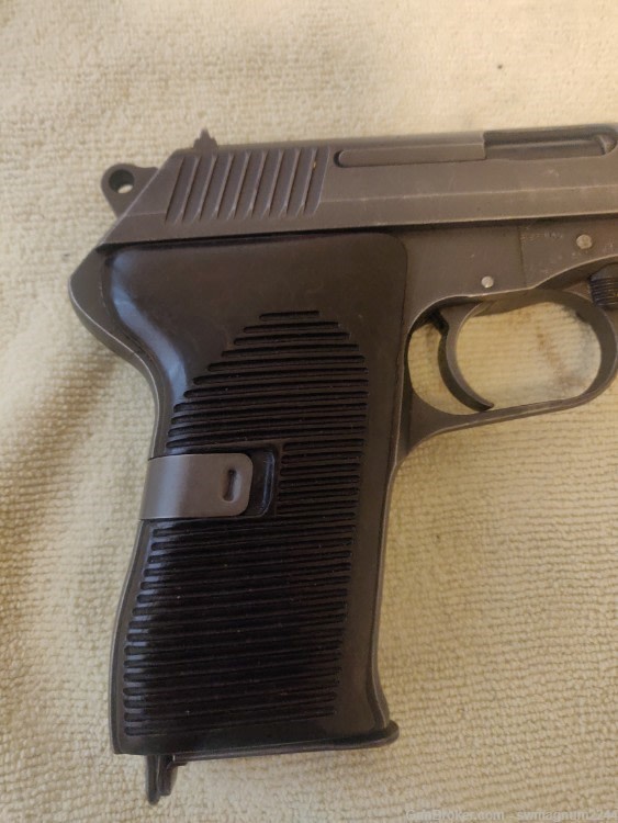 Czech CZ-52 pistol-img-2