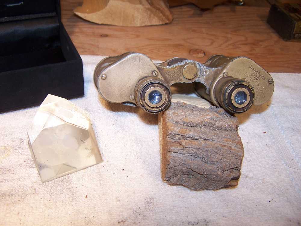 WW 2 sub periscope LENS and naval Binoculars w Grid -img-9