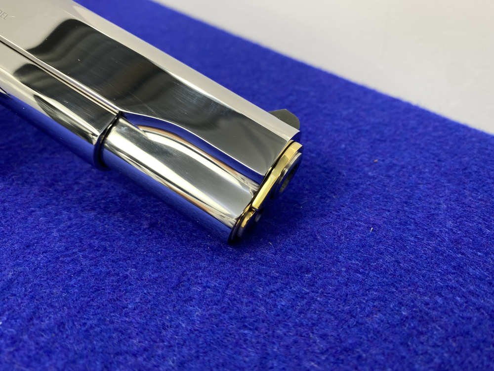 Colt Government .38 Super 5" *STUNNING MIRRORED STAINLESS - GOLD ACCENTS*-img-24