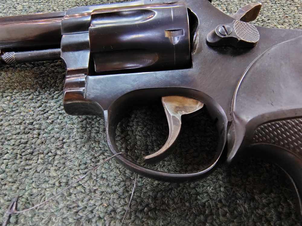 Taurus 96 22lr 6 shot revolver 6" bbl-img-8