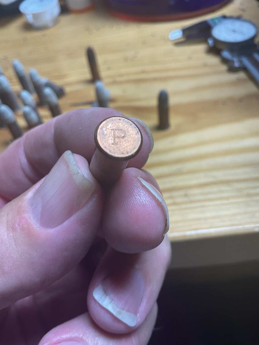 42 rounds 32 long rimfire vintage ammo -img-2
