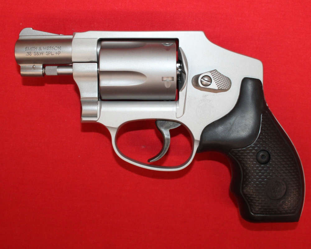 Smith and Wesson 642 Bundle .38SPL 1.9" Barrel, LAYAWAY AVAILABLE!-img-1