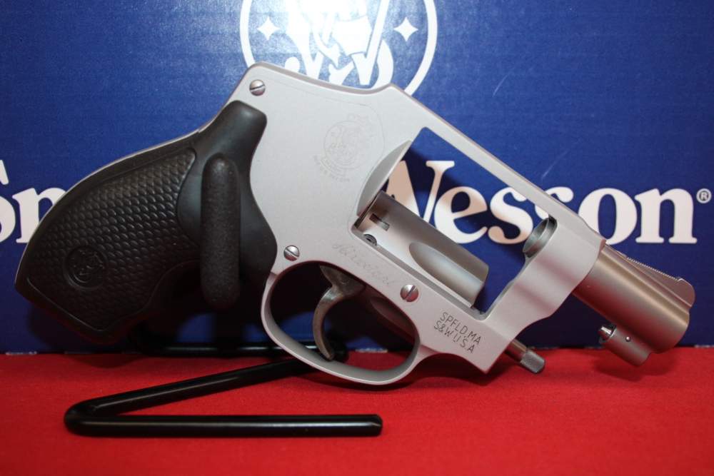 Smith and Wesson 642 Bundle .38SPL 1.9" Barrel, LAYAWAY AVAILABLE!-img-6