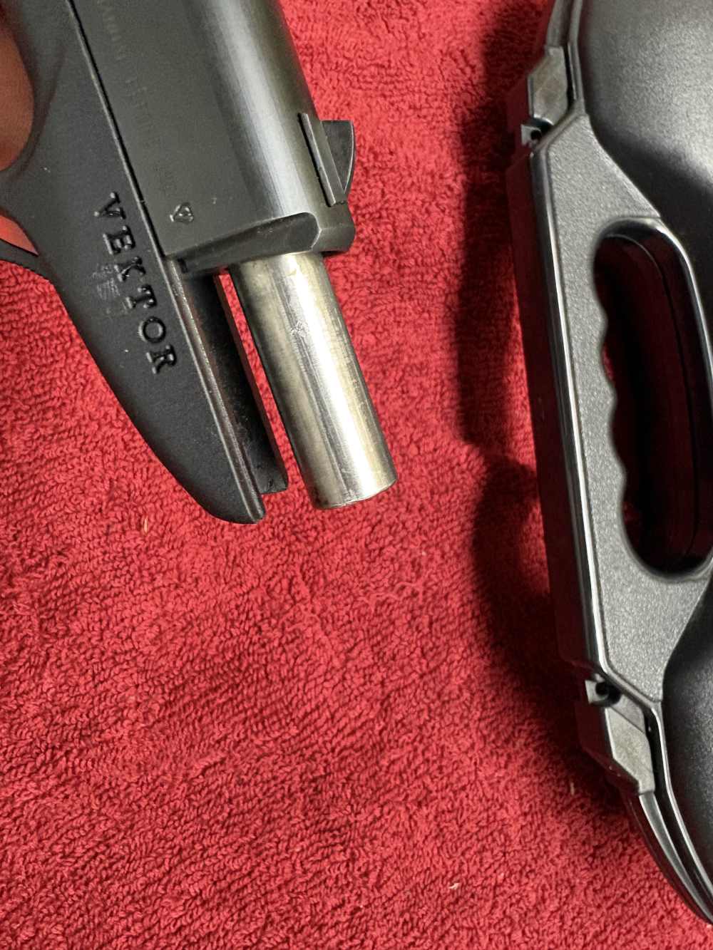 UNCOMMON Vektor CP1 9mm Made in South Africa CCW Model-img-11