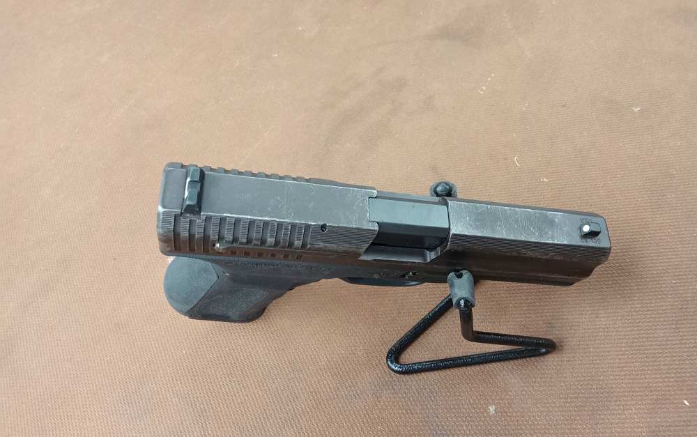 FMK 9C1 G2 9mm pistol -img-3