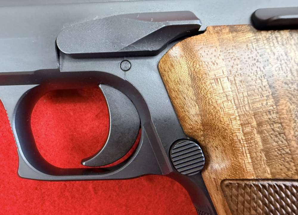 Sig Sauer P210 9MM -No Reserve--img-18