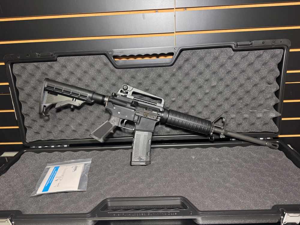Rock River Arms LAR-15M CAR A4 M4 AR1222 5.56 NATO RIFLE WITH CARRY HANDLE -img-1