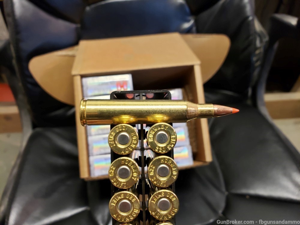 NEW 200 ROUNDS HORNADY VARMINT EXPRESS 220 SWIFT VMAX 55 GRAIN V-MAX V MAX-img-4