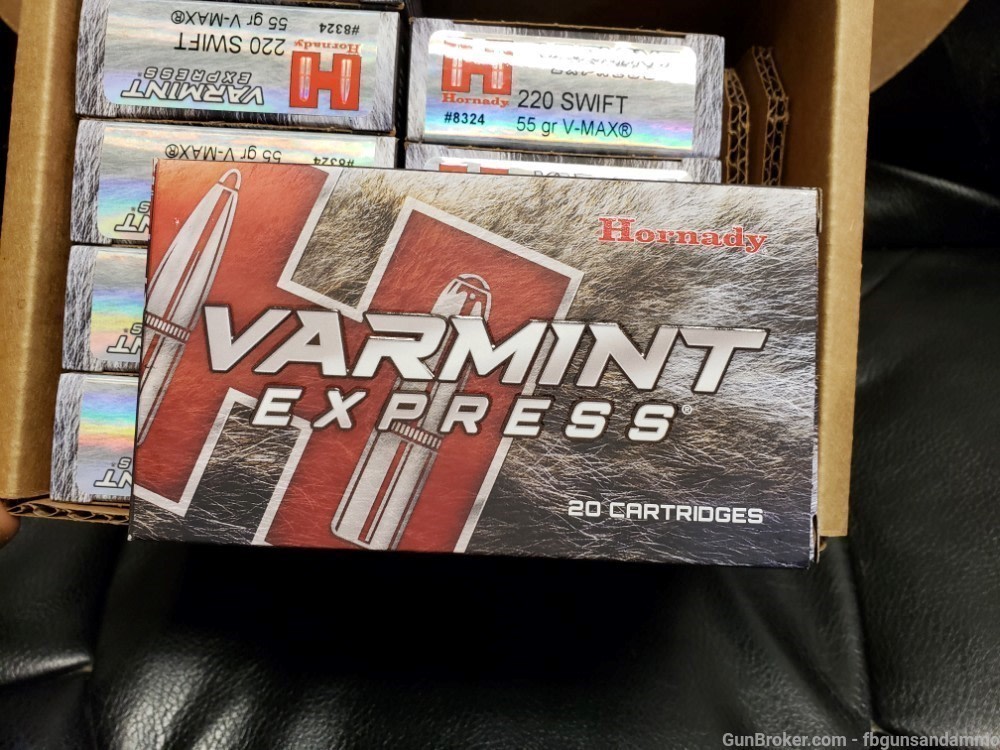 NEW 200 ROUNDS HORNADY VARMINT EXPRESS 220 SWIFT VMAX 55 GRAIN V-MAX V MAX-img-2