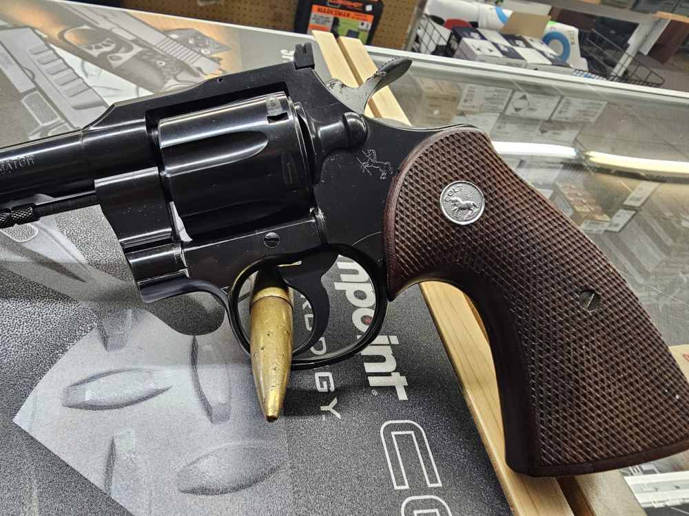 colt officers model match 22mag Rare -img-12