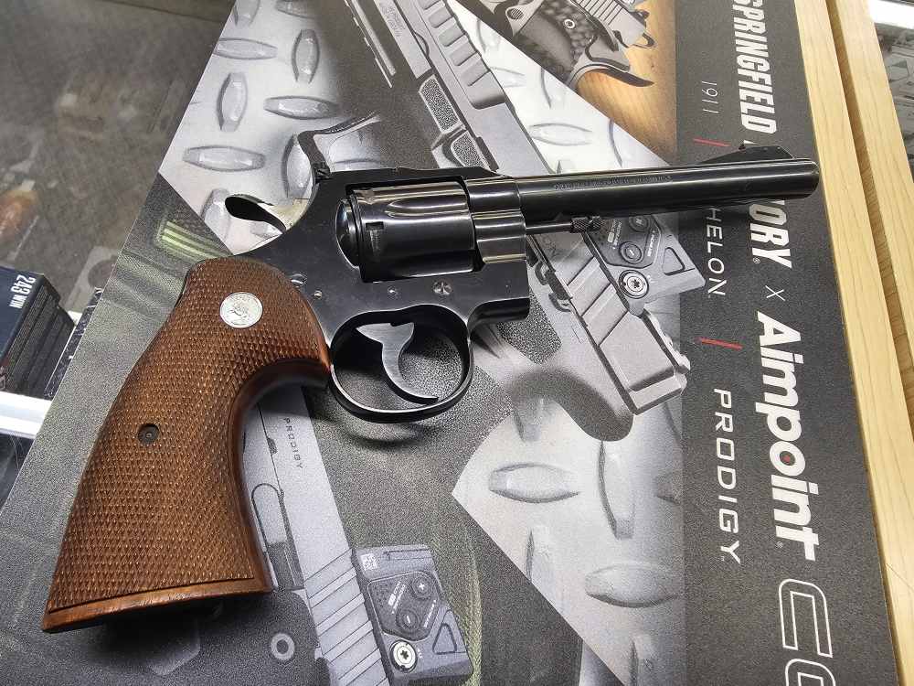 colt officers model match 22mag Rare -img-4
