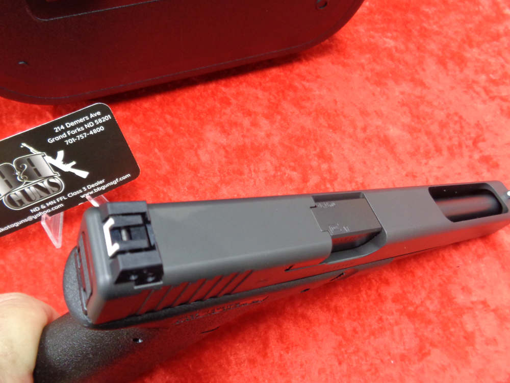 NEW GLOCK Model G17L 9mm LONG SLIDE G17 17 17L 2-17rd MAG WE TRADE & BUY-img-15