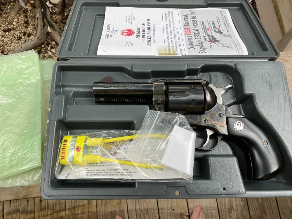 Ruger Vaquero Birdshead 45 LC Old Model-img-9