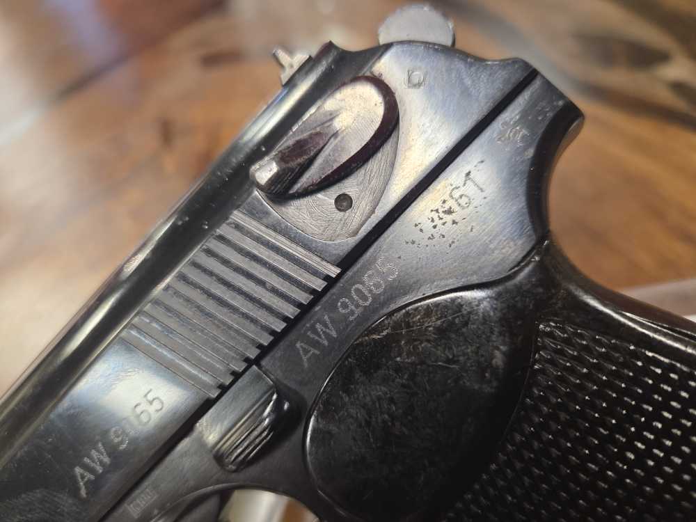 Ernst Thalmann Makarov 9x18 East German 1961 Prod. C&R Penny-img-17