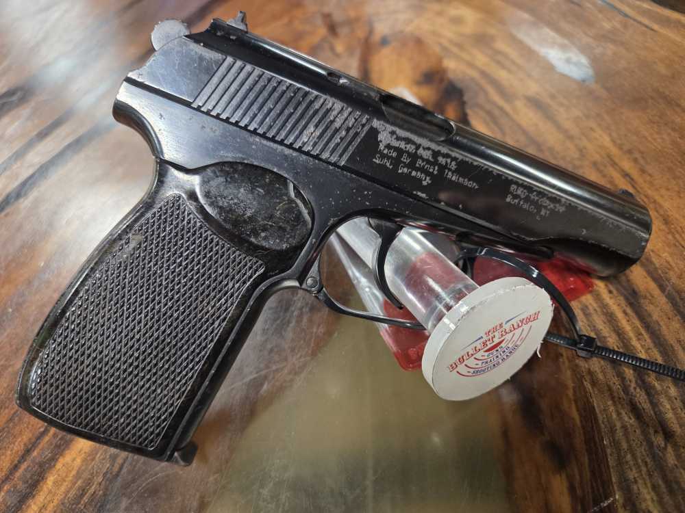 Ernst Thalmann Makarov 9x18 East German 1961 Prod. C&R Penny-img-0