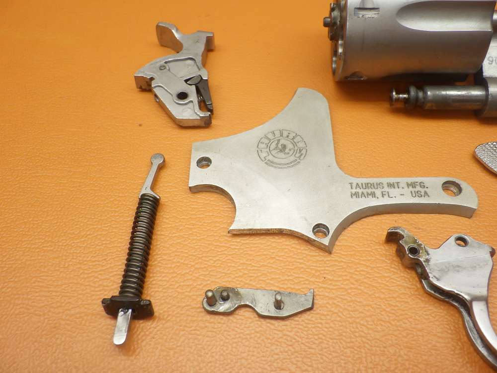 Taurus Ultra-Lite .38 SPL 2" Bbl Stainless Revovler Repair Parts-img-1
