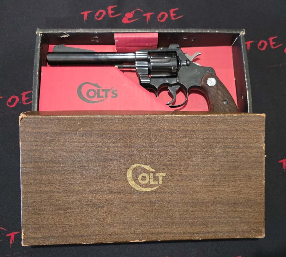 C&R Very Good Colt Officer's Model Special w/ Box mfg 1949, 6" 38spl 6 shot-img-1