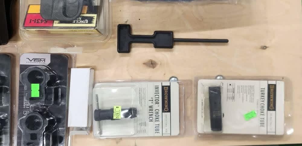 BULK LOT TACT GEAR: Magazines - Scope Mounts - Choke Tubes - Holsters Etc-img-4